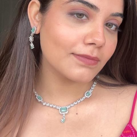 Green Cubic Drop Necklace Set, worn