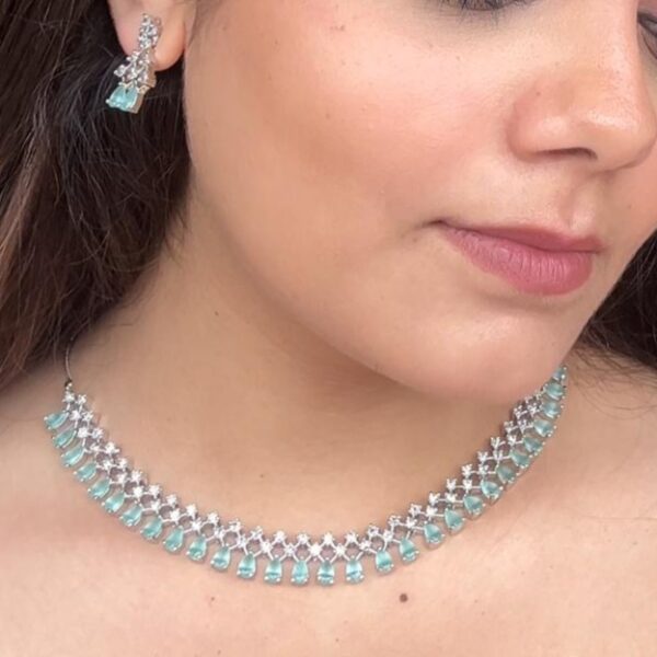 Silver Plated Green Drop Necklace with Pair of Earrings