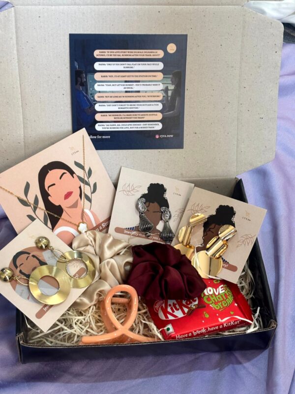 💖 Elegant Valentine’s Hamper – A Gift of Love & Style! 💖